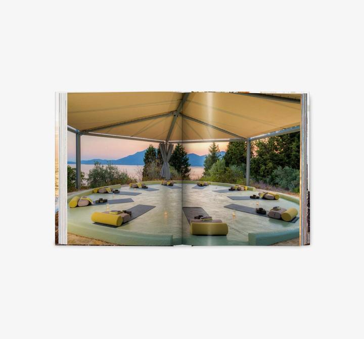 Produktbild Great Escapes Yoga. The Retreat Book. 2020 Edition (Deutsch, Französisch, Englisch, Angelika Taschen, 2020)