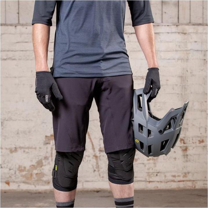 Actual product image iXS Carve Evo (M)