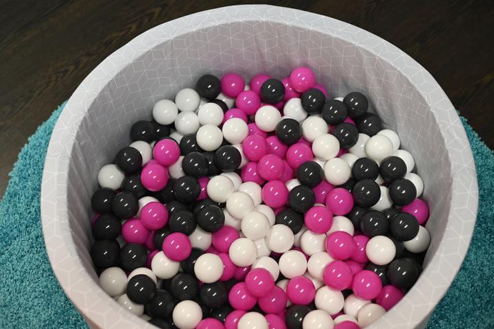 Image du produit Knorrtoys Piscine à balles soft - "Grey" - 300 balls creme/grey/rose (ca. 6cm diamètre)