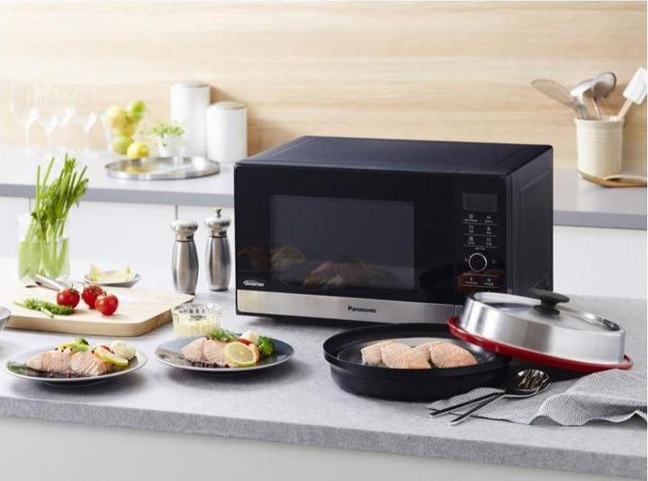 Immagine prodotto Panasonic Nn-Gd38hswpg (23 l)