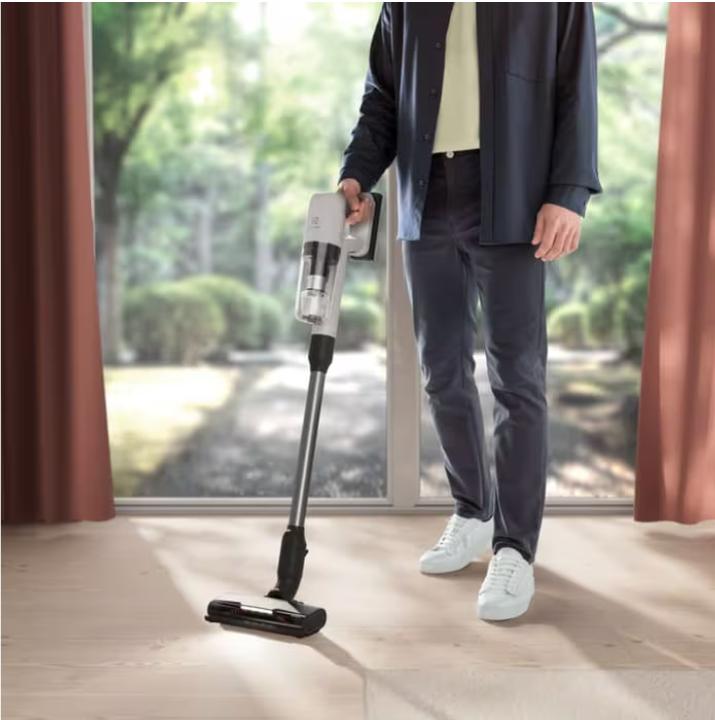 Image du produit Electrolux EP71HB14UV Aspirateur-balai électrique sans fil à sec sans sac 0,3 l 57 W couleur crème 4 Ah