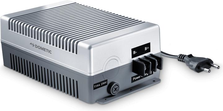 Produktbild Dometic PerfectCharge IU 812 Batterieladegerät (12V, 8 A)