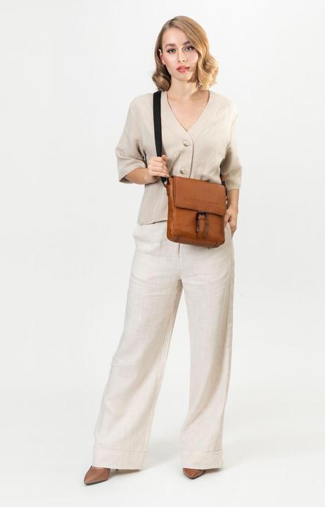 Actual product image Farmhood Memphis shoulder bag leather 22 cm