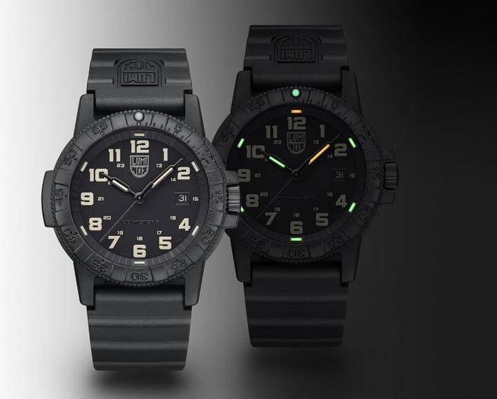 Actual product image Luminox Navy Seal XS.0330 Turtle Giant (Diving watch, 44 mm)