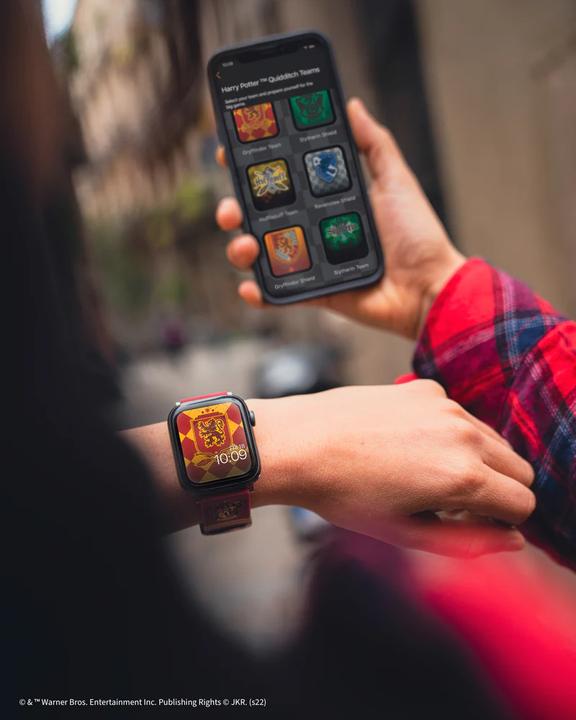 Immagine prodotto Moby Fox Cinturino Smartwatch Harry Potter Grifondoro 22 mm (22 mm, Acciaio inossidabile, Silicone)