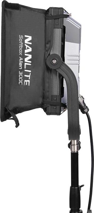 Actual product image Nanlite Alien 300C (Video light, Studio light, Surface luminaire)
