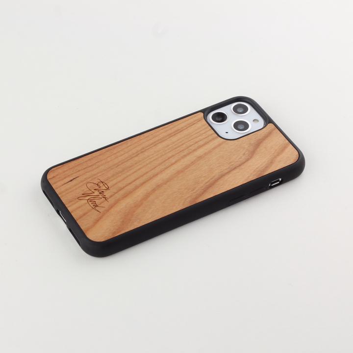 Produktbild Eleven Wood Hülle Cherry (Apple iPhone 11 Pro)