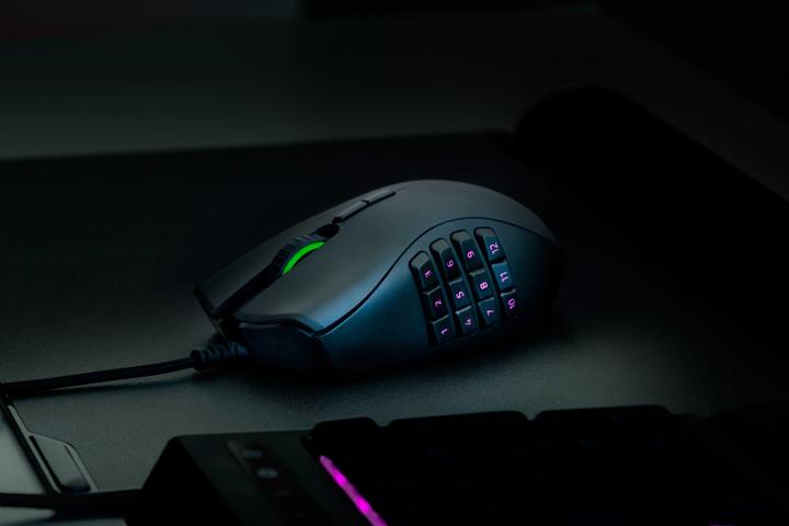 Actual product image Razer Naga Trinity (Cable)