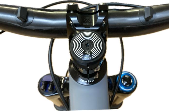 Actual product image StiQx Magnetic adhesive holder, black