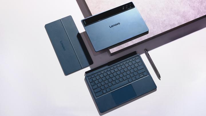 Image du produit Lenovo Plus (WLAN uniquement, 12.70", 256 Go, Sarcelle de marée)