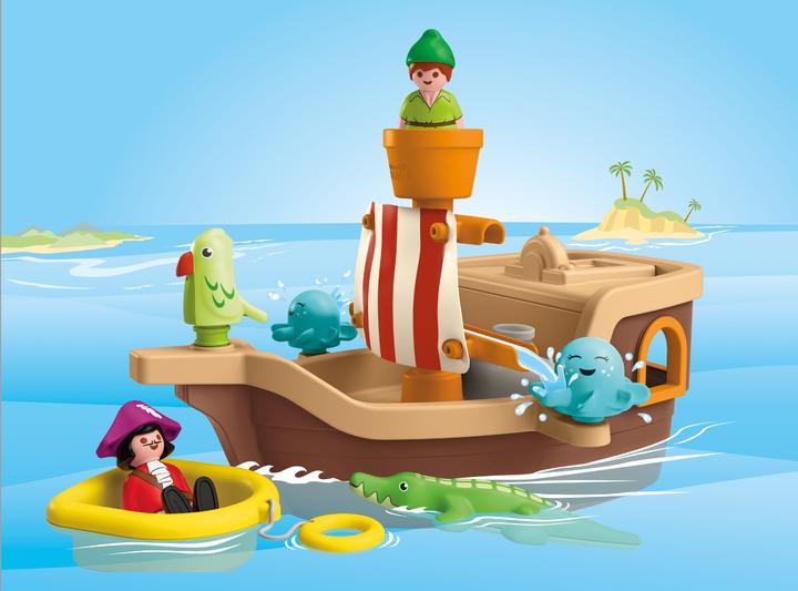 Produktbild Playmobil 71769 JUNIOR & Disney: Peter Pans Piratenschiff mit Wasserspritzspass (71769)