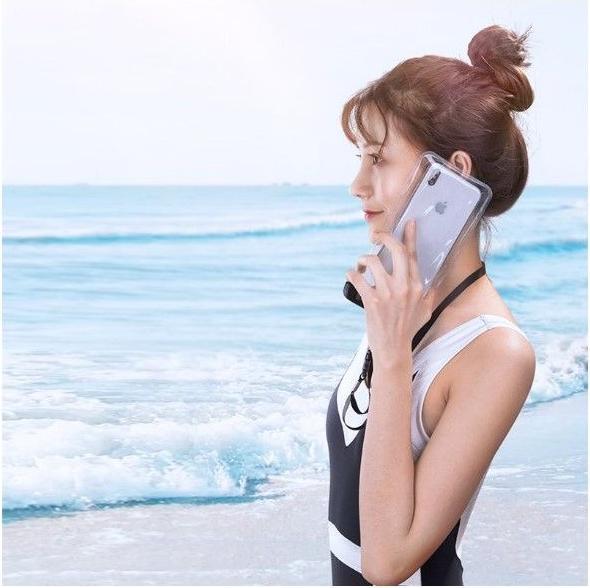 Actual product image Ugreen Waterproof Case (Universal)