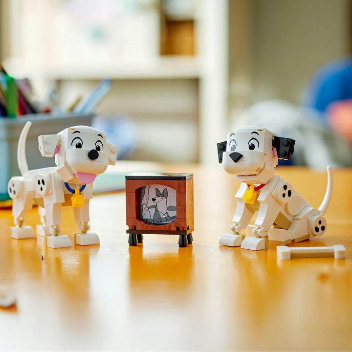Actual product image LEGO Die Welpen Lucky und Penny aus 101 Dalmatiner (43271, LEGO Disney)