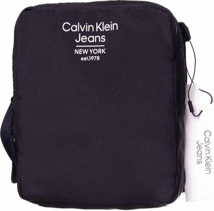 Actual product image Calvin Klein CKJ Sport Essentials Reporter 18 EST Black (100% Recycled Polyester)
