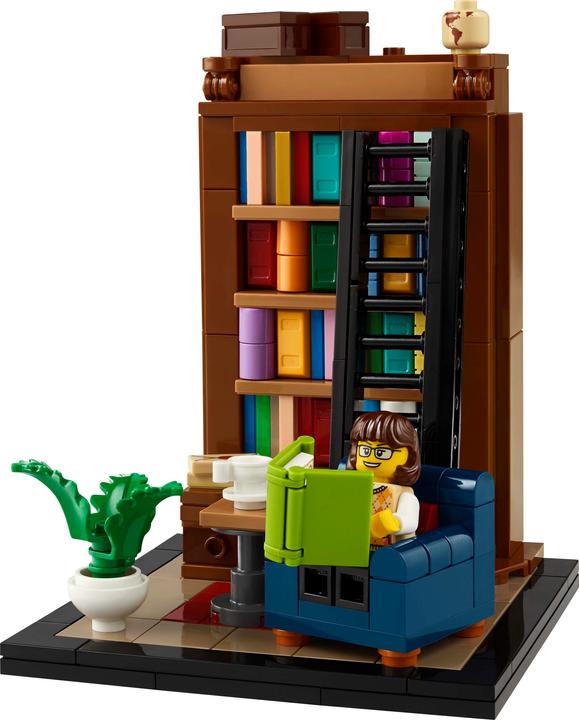 Actual product image LEGO Books are my passion (40698, LEGO Ideas)