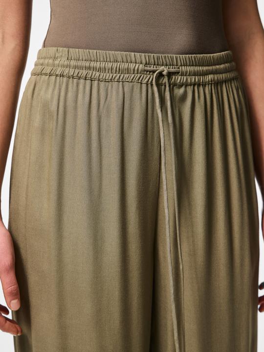 Produktbild Pieces PCNYA HW Hose mit weitem Bein (L)