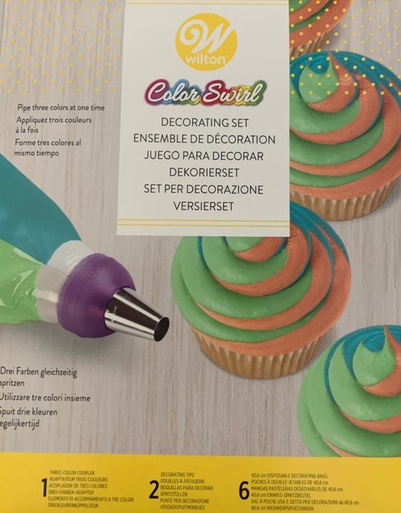 Actual product image Wilton ColorSwirl Tri-Color Coupler Decoration Set/9 (Piping bag set)