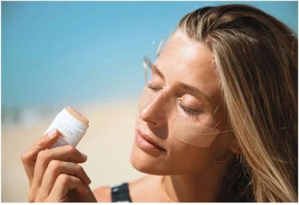 Immagine prodotto EQ-3 Facestick allo zinco SPF50 (Crema solare, SPF 50)