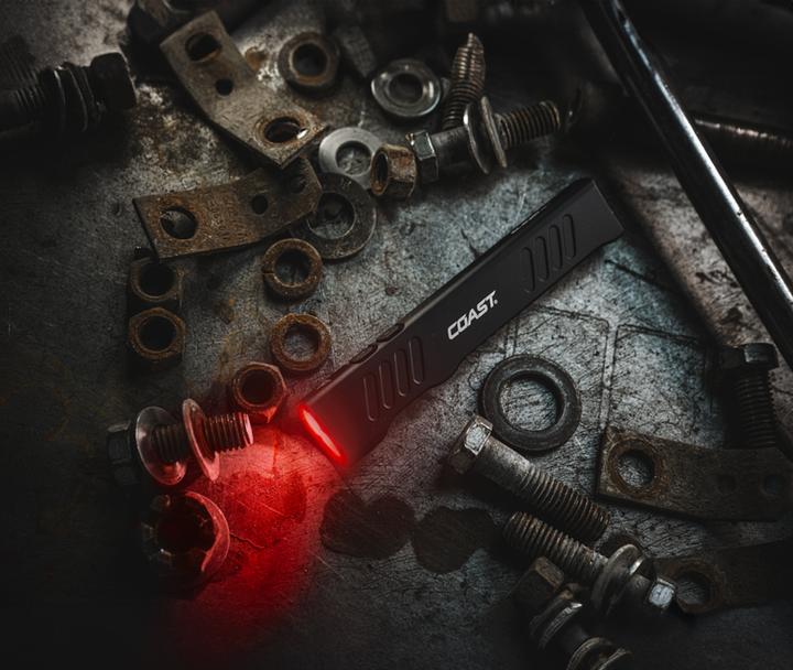 Actual product image Coast Slayer Red rechargeable torch 1000 lumen with red light (13.50 cm, 1000 lm)