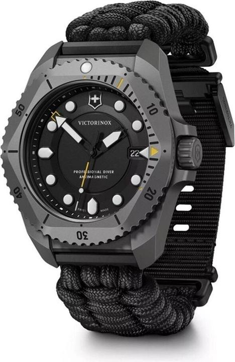 Actual product image Victorinox Dive Pro Quartz (Diving watch, 43 mm)