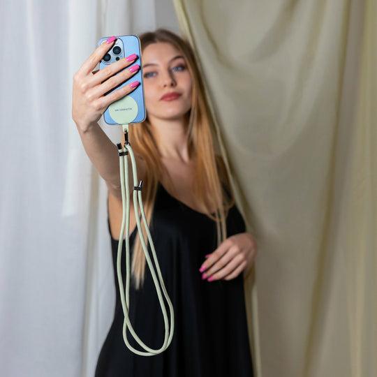 Immagine prodotto Caseme Simply Lace - Cinturino universale per smartphone con inserto