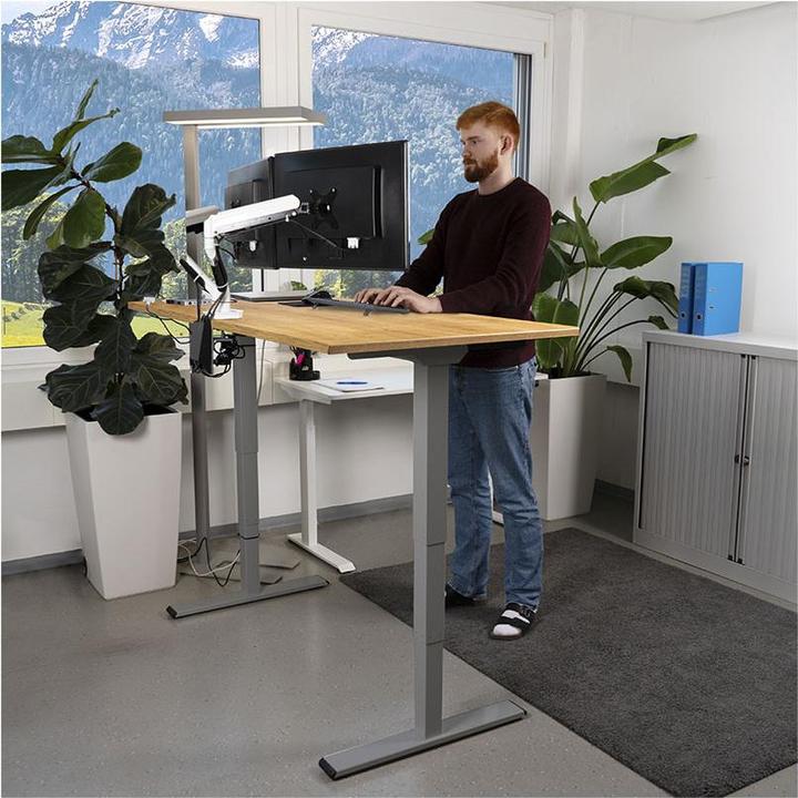 Actual product image Contini Height-adjustable office desk 1.6x0.8m oak / frame grey RAL 7045