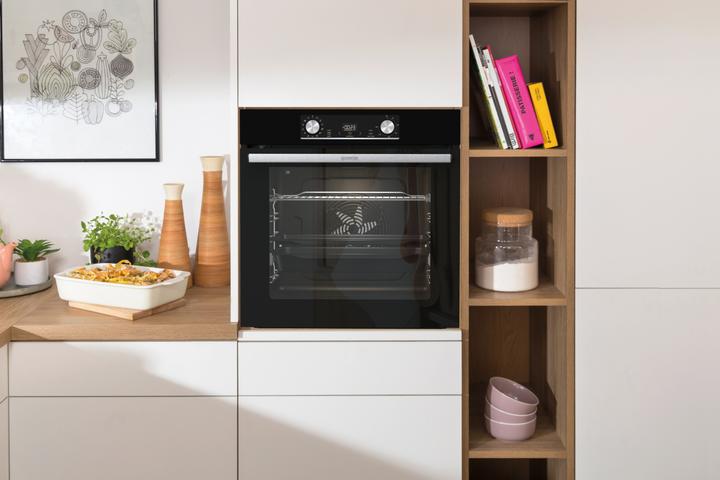 Image du produit Gorenje Gore Herd Black Steam SET Pyro A+ bk BPSX 6737 E06BG + IT 43 X