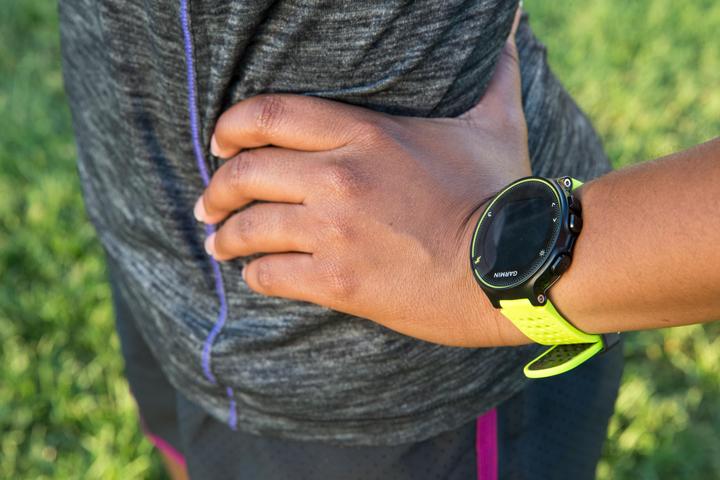Produktbild Garmin Forerunner 230 (45 mm)