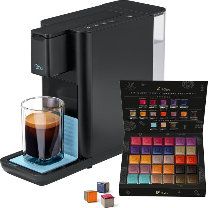 Produktbild Tchibo Qbo ICONIC Pantone™ Kapselmaschine inkl. 30 Kapseln, Sky Blue