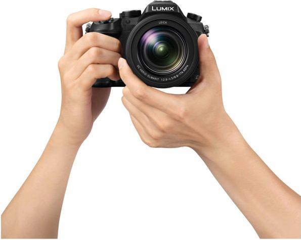 Produktbild Panasonic Lumix FZ2000 (24 - 480 mm, 20.90 Mpx, 1")