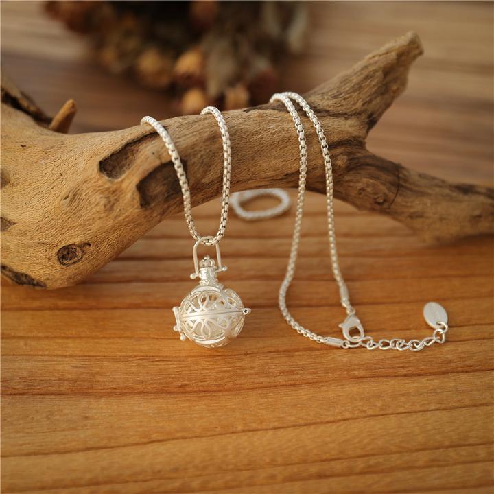 Actual product image Andreani Necklace with rock crystal ball pendant (Metal)