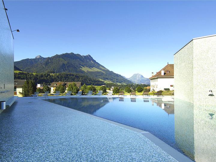 Image du produit Smartbox Escapade romantique d'une nuit avec souper et spa en Gruyères (2 pers.)