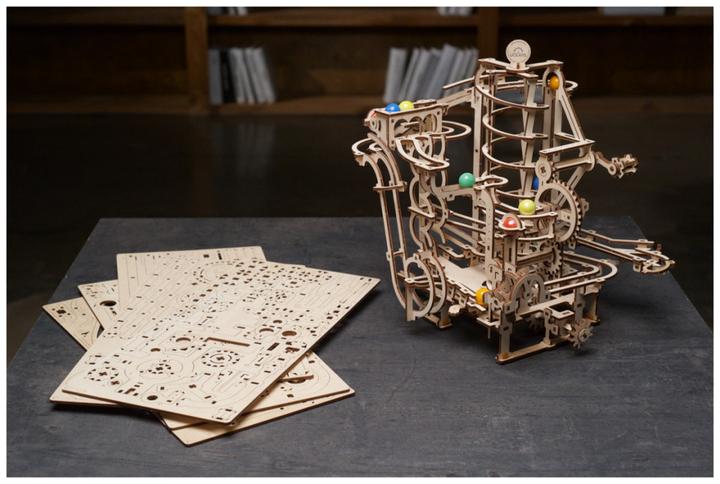 Produktbild Ugears Murmelbahn mit Spiralaufzug