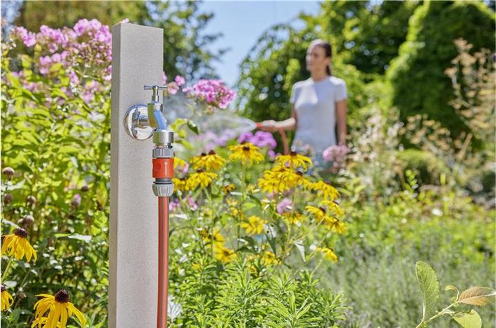 Actual product image Gardena Watering hose 13mm (1/2") 20 m. Basic, Set: 1 x 18300, 1 x 18213, 1 x 18215 (20 m, 13 mm)
