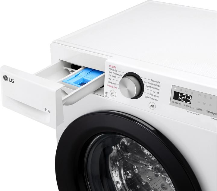 Actual product image LG F4WR4911P (11 kg, Left)