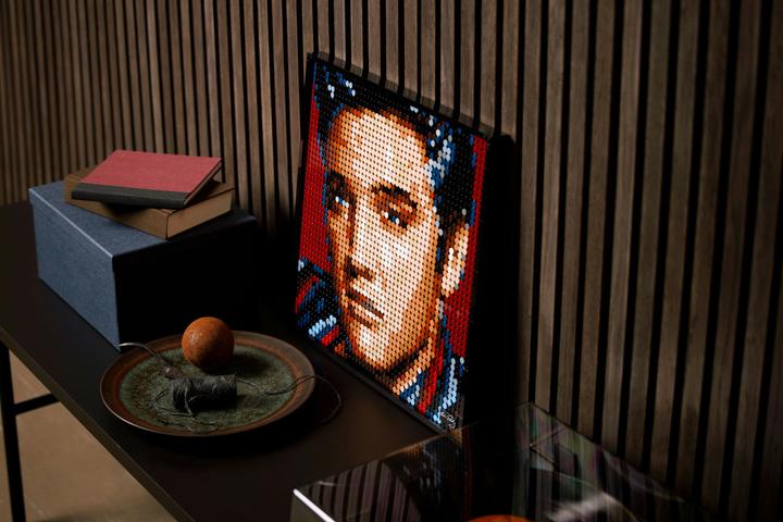 Immagine prodotto LEGO Elvis Presley - Il Re (31204, Set LEGO rari)