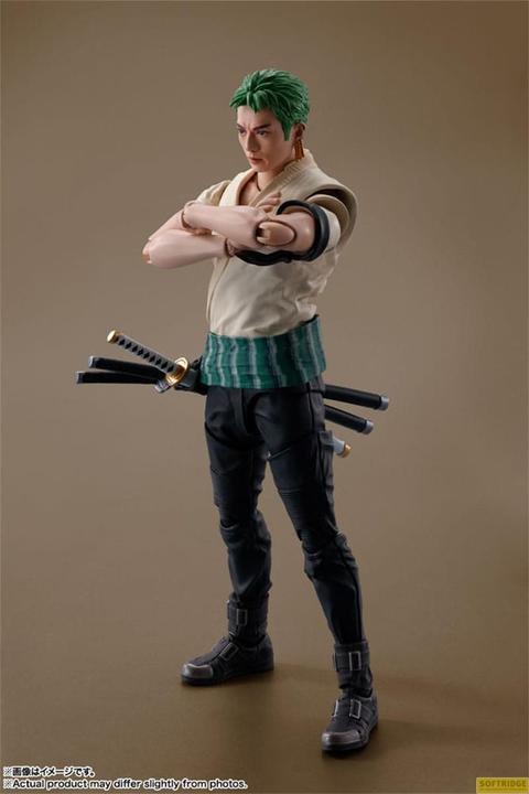 Immagine prodotto Tamashii Nation One Piece S.H. Figuarts Action Figure Roronoa Zoro (Netflix) 14 cm