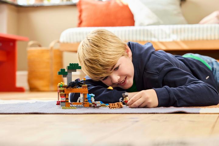 Produktbild LEGO Die Expedition zur Gürteltiermine (21269, LEGO Minecraft)