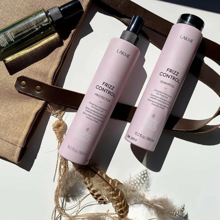 Produktbild Lakmé Teknia Frizz Control (1000 ml, Flüssiges Shampoo)