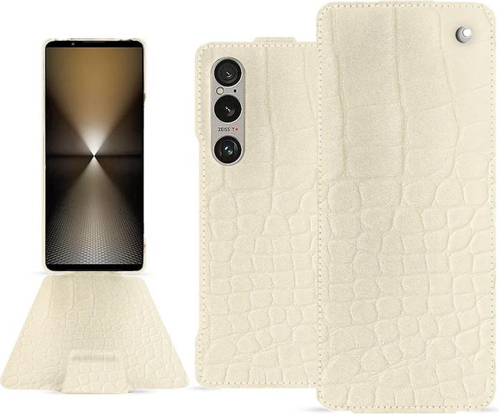 Crocodile milk ( Pantone #d6d2c4 )