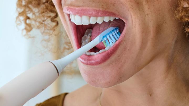 Actual product image Philips Sonicare C3 Premium Plaque Defence Genuine Replacement Toothbrush (6 x)