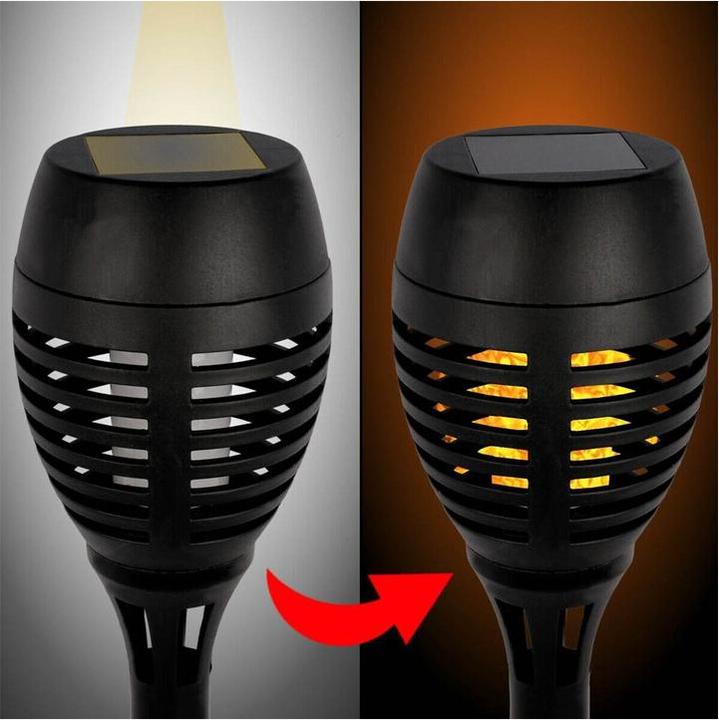Produktbild Grundig Solarlampe LED-Flammeneffekt