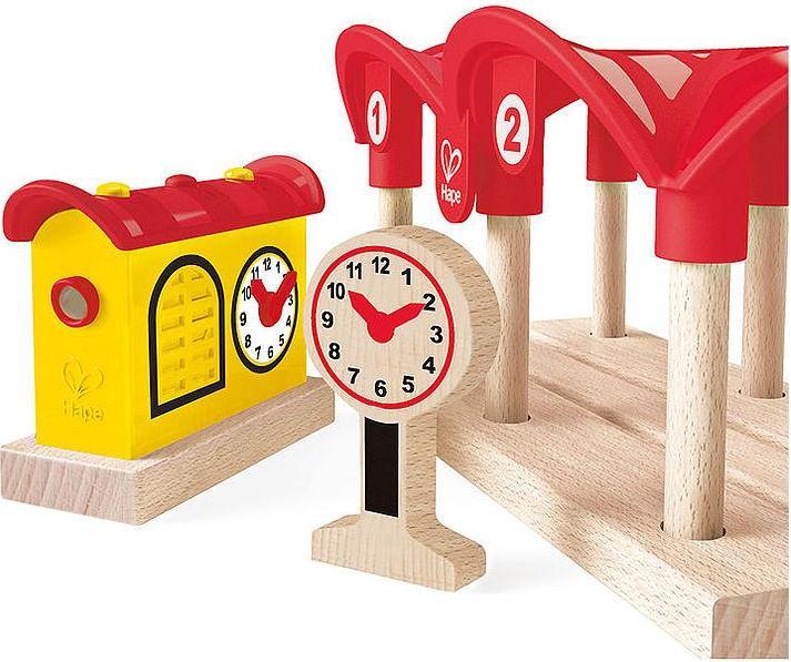 Produktbild Hape Bahnhof mit Licht und Aufnahmefunktion