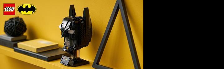 Actual product image LEGO Batman helmet (76182, LEGO DC)
