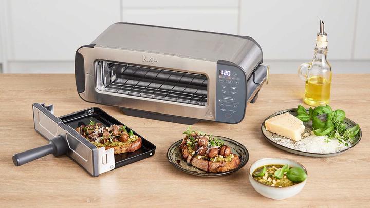 Productafbeelding Ninja 3-in-1 Multifunctionele Broodrooster, Grillplaat en Panini Maker - 7 Roosterstanden - RVS - ST202EU (CH stekker)