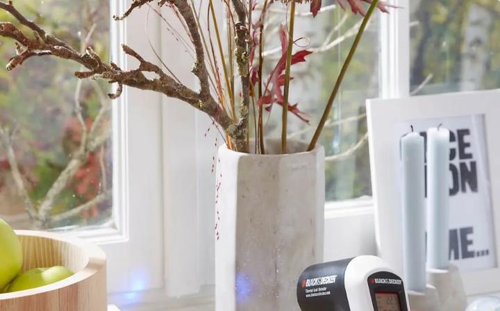 Produktbild tesa tesamoll CLASSIC P-Profil Fensterdichtung, Gummidichtung zum Isolieren
