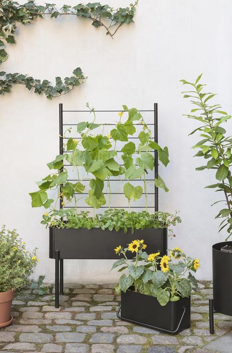 Actual product image Eva Solo - Simply Grow Balcony Planter - Black - 20x42x20 cm