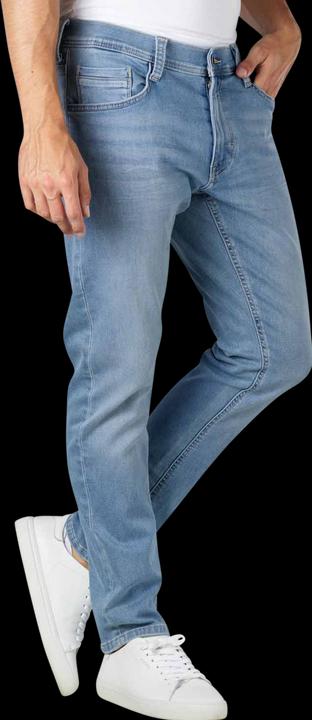 Actual product image Mustang Oregon Tapered Jeans Blue (W29/L30)