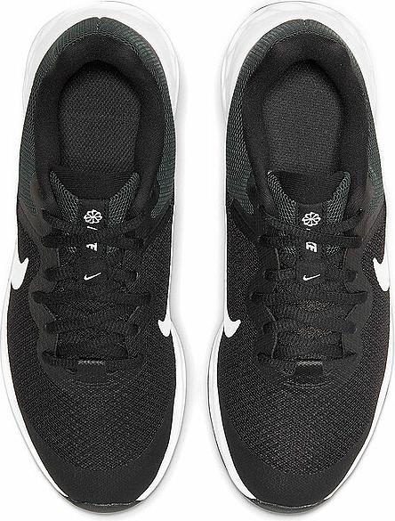 Actual product image Nike Revolution (37)