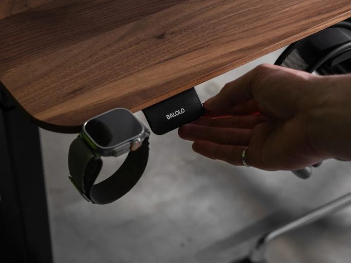 Produktbild Balolo Desk Cockpit Nussbaum (Massiv) Schreibtisch
